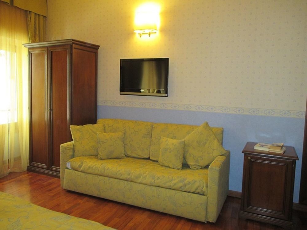Hotel Filippeschi Орв'єто Екстер'єр фото